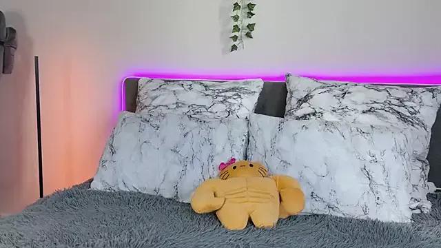Try the thrill of flirt babes with our cam hosts, featuring unclothed wildness while getting naked and playing with their favored sex toys.