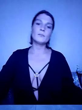 Eva-Moore from StripChat is Freechat