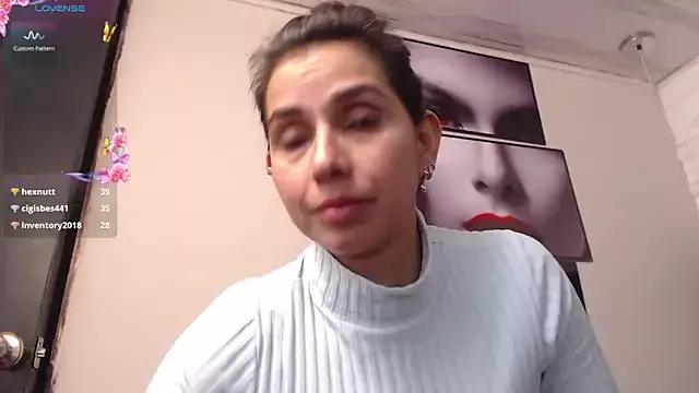 Eva-Williams from StripChat is Freechat