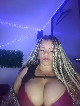 Eva_Luxei from StripChat is Freechat