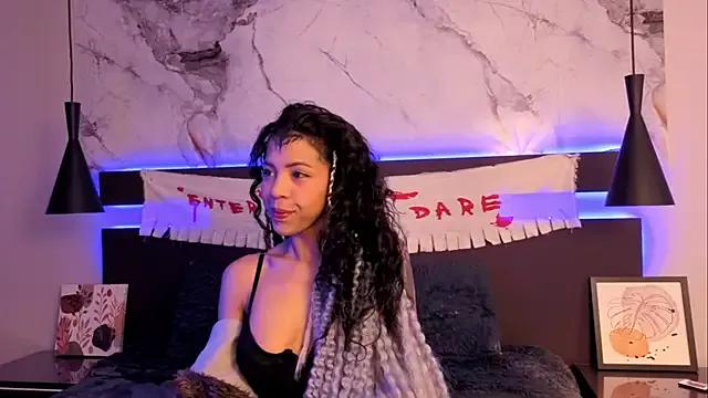 EvaaLilith from StripChat is Freechat