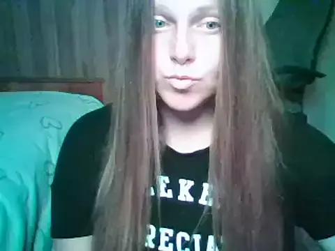 Evasapples from StripChat is Freechat