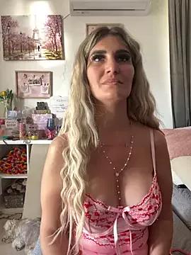 Try the thrill of flirt babes with our cam hosts, featuring unclothed wildness while getting naked and playing with their favored sex toys.