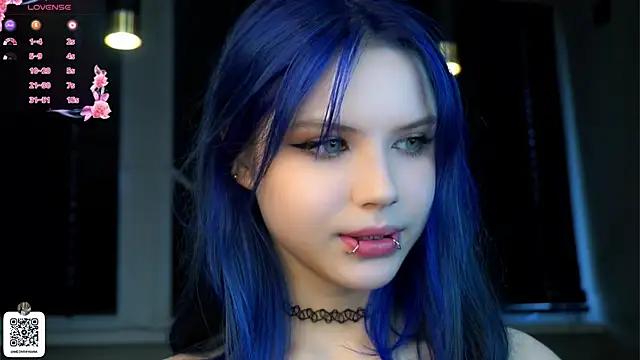 EvelyynLopez from StripChat is Freechat