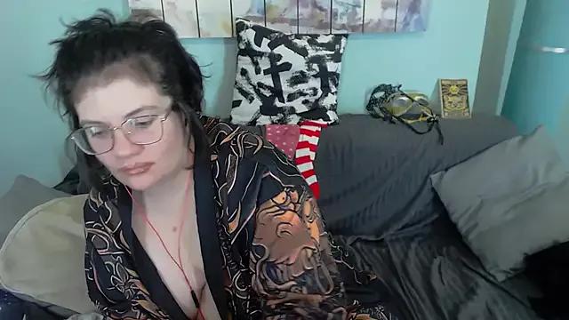 EverlyRays from StripChat is Freechat