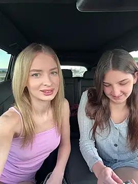 EvieEvans from StripChat