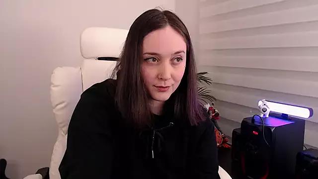 FallenAngel- from StripChat is Freechat