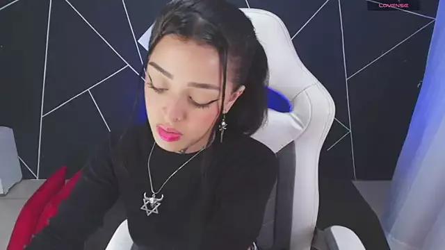 farichell from StripChat is Freechat