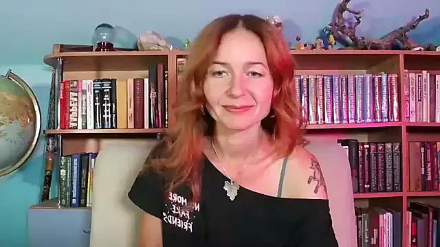 Foxilady357 from StripChat is Freechat