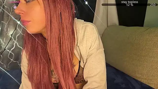 fuckingbimbo from StripChat is Freechat