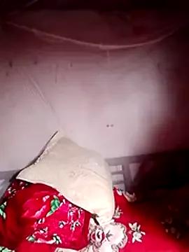 Fucksquirt2k from StripChat is Freechat