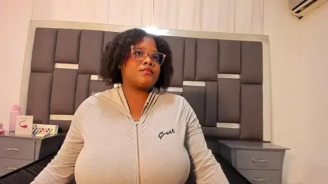 gabrielabrunette69 from StripChat is Freechat