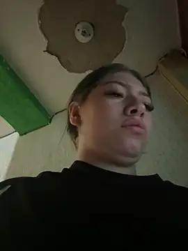 gabyoficial from StripChat is Freechat