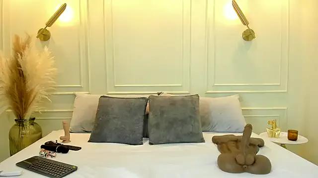 gabysanta_ from StripChat is Freechat