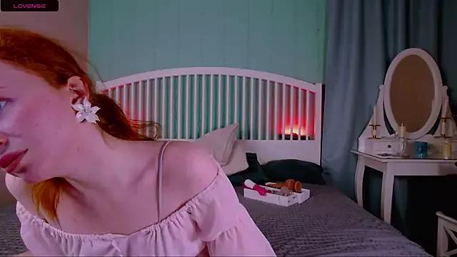 GingerArin from StripChat is Freechat