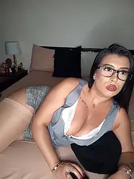 Giselle-Reine from StripChat is Freechat