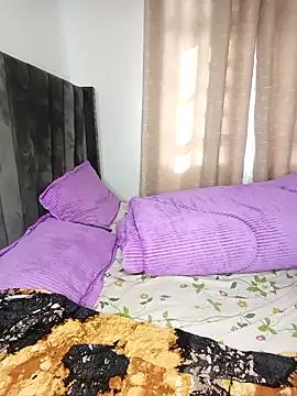 Golden_diver from StripChat is Freechat