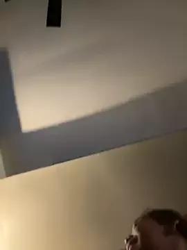 Goldenmami from StripChat is Freechat