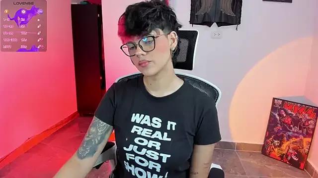 gooddess_isis from StripChat is Freechat