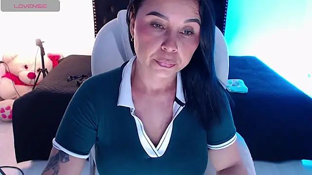 Try the thrill of flirt babes with our cam hosts, featuring unclothed wildness while getting naked and playing with their favored sex toys.