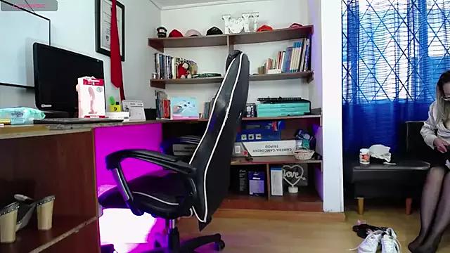 Try the thrill of flirt babes with our cam hosts, featuring unclothed wildness while getting naked and playing with their favored sex toys.