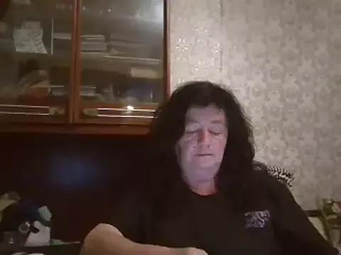 GypsiQueen2 from StripChat is Freechat