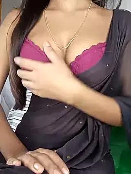 Haniaa_love from StripChat is Freechat
