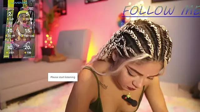 hannachris- from StripChat is Freechat