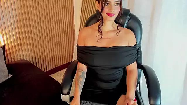 Try the thrill of flirt babes with our cam hosts, featuring unclothed wildness while getting naked and playing with their favored sex toys.