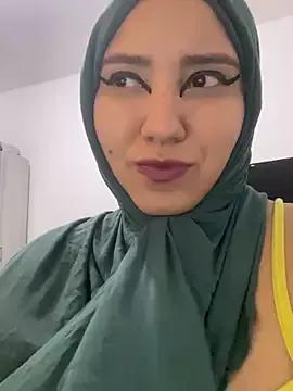 hannahayat from StripChat is Freechat