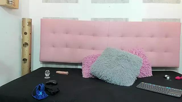 Try the thrill of flirt babes with our cam hosts, featuring unclothed wildness while getting naked and playing with their favored sex toys.