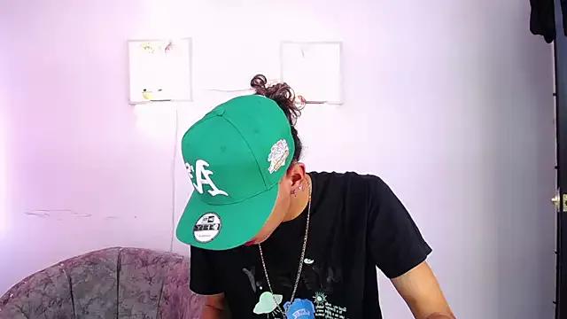 Harry_jhonsson from StripChat is Freechat
