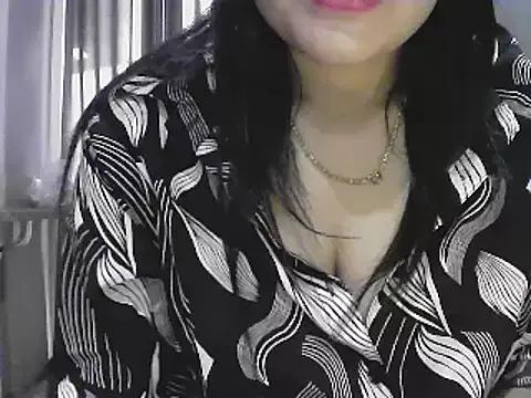 Hazel_Angel from StripChat is Freechat