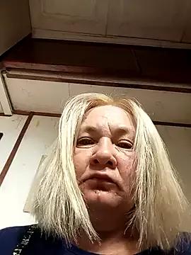 HelenaGlossX from StripChat is Freechat