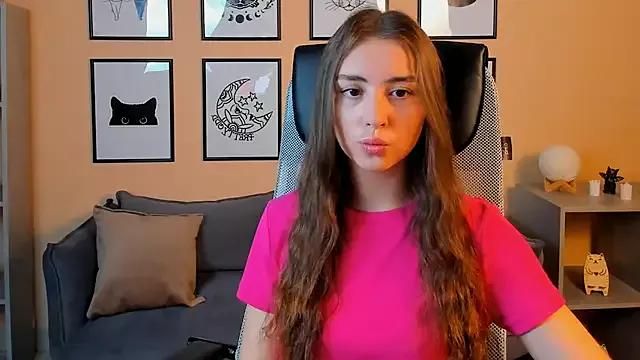 HelenBrowny from StripChat is Freechat