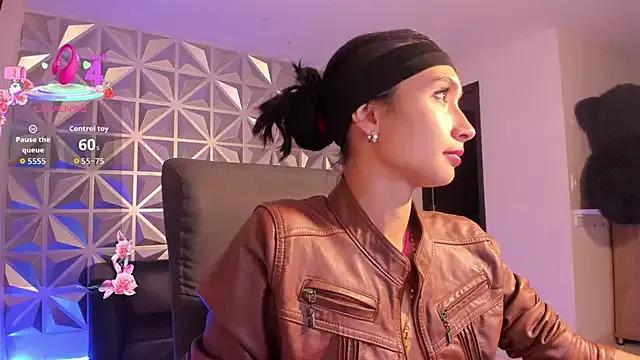 hellen_tease from StripChat is Freechat