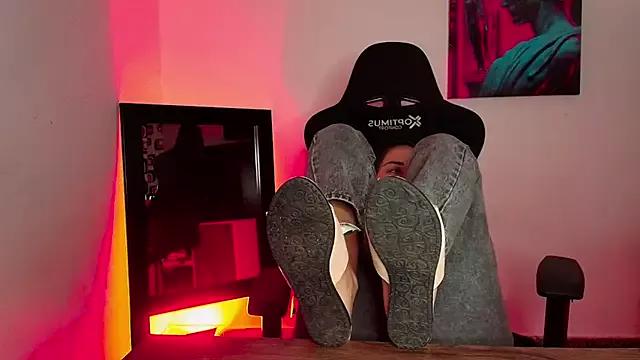 Hermione0 webcams show profile image 