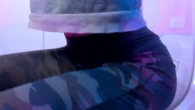 Hilary-banks from StripChat is Freechat