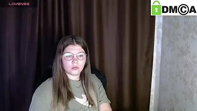 holy_michela from StripChat is Freechat