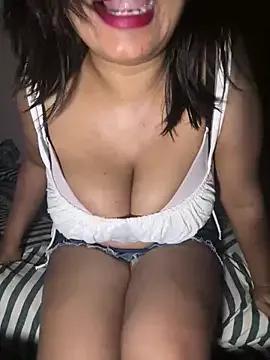 honeyboobies7249 from StripChat is Freechat