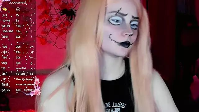 HoneyDazzle from StripChat is Freechat