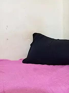 Hoot_kati_love from StripChat is Freechat