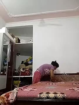 Horny-Show from StripChat is Freechat