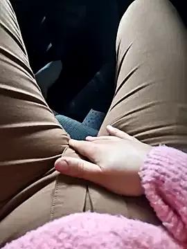 Horny_mummy from StripChat is Freechat