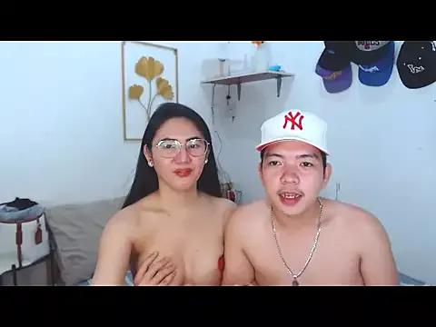 HornyCoupleCum from StripChat is Freechat