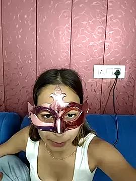 HORNYDIVYABABY from StripChat is Freechat