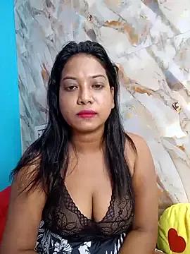 hornyzinia123 from StripChat is Freechat