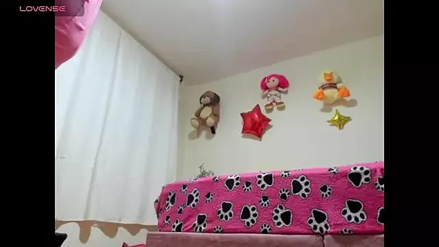 hot_Dariana_pantyhose from StripChat is Freechat