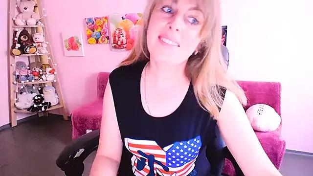 Try the thrill of flirt babes with our cam hosts, featuring unclothed wildness while getting naked and playing with their favored sex toys.