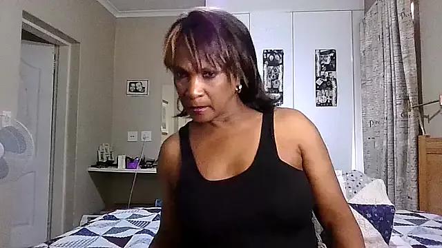 Hotgrannyx from StripChat is Freechat